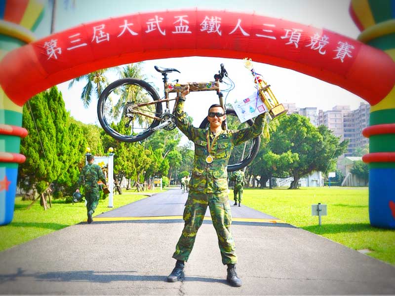 Montague in the Dawu Super Cup Triathlon